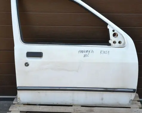 Ford Sierra Front door