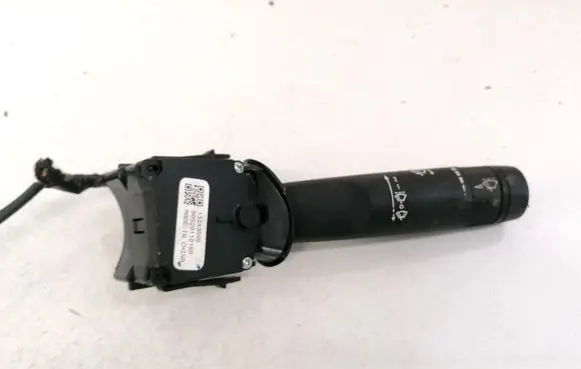 Chevrolet Cruze Wiper control stalk 13243595