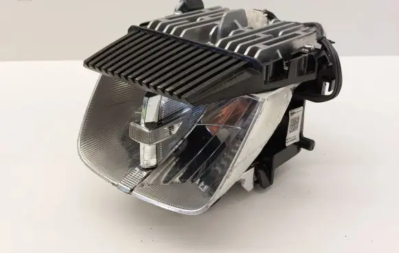 Volkswagen PASSAT B8 Headlight part 