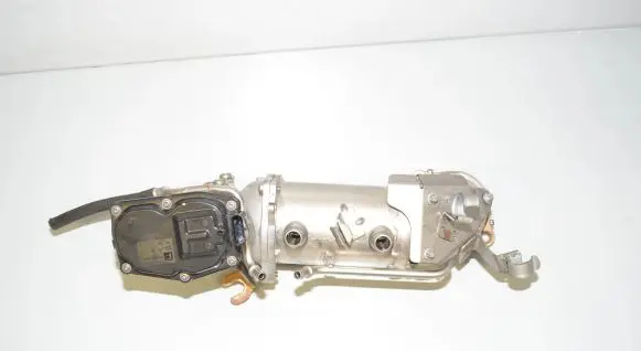 BMW 7 G11 G12 EGR valve cooler 8574815 11718574815