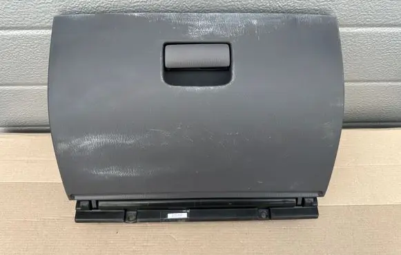 Nissan King Cab, Navara Glove box 68520VJ200