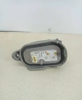 Audi Q5 SQ5 Headlight/headlamp mounting bracket 8R0941475B