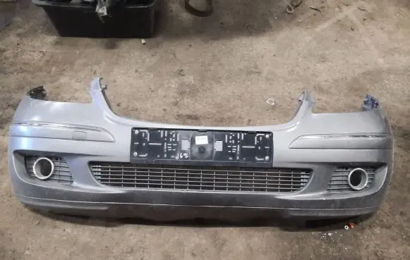 Mercedes-Benz A W169 Front bumper 1698800040 A1698800040