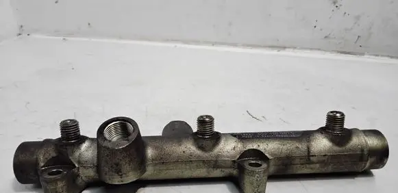 Audi A8 S8 D3 4E Fuel main line pipe 059130089D 059130089