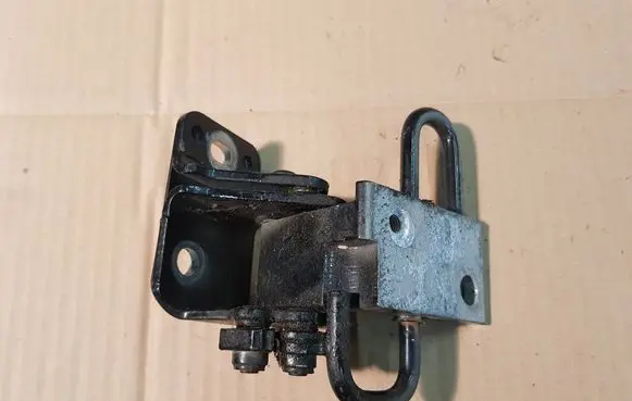 Audi A3 S3 A3 Sportback 8P Rear door upper hinge 8P4833401A