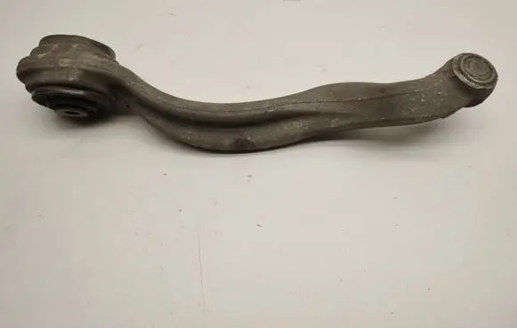 Mercedes-Benz CLS C218 X218 Front lower control arm/wishbone A2183301111