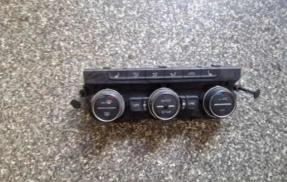 Volkswagen Golf VII Climate control unit 5G0907044AA