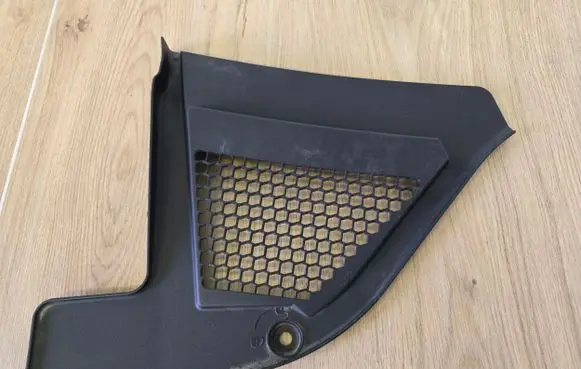 BMW X6M G06 F96 Wiper trim 7434883