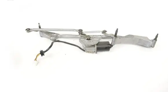 BMW 4 F32 F33 Front wiper linkage and motor A2038204542 A2038200442