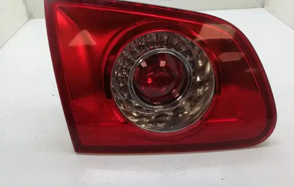Volkswagen PASSAT B6 Tailgate rear/tail lights 3C9945093