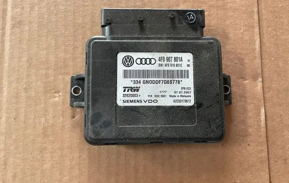 Audi A6 S6 C6 4F Hand brake control module 4F0907801A