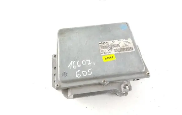Peugeot 605 Engine control unit/module 9618887080 S4584 0261200687