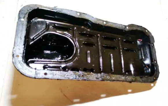 Oil sump