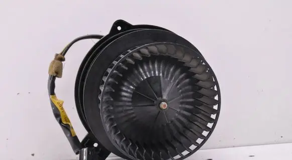 Toyota Prius (XW20) Heater blower fan relay 2464511650