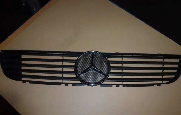 Mercedes-Benz V Class W447 Front bumper lower grill A6388880315