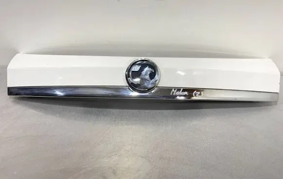 Opel Mokka Trunk door license plate light bar 95093299