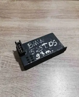 BMW 5 E34 Other control units/modules 1390325 05380000