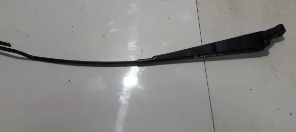 Ford Escort Front wiper blade arm 91AC17526A1A