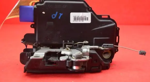 Skoda Roomster (5J) Front door lock 3B1837015AR