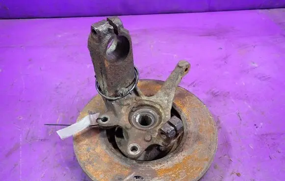 Ford Mondeo Mk III Front wheel hub spindle knuckle