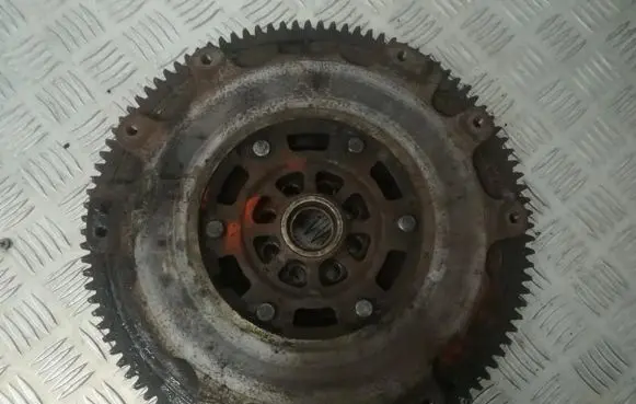 Nissan Primera Flywheel
