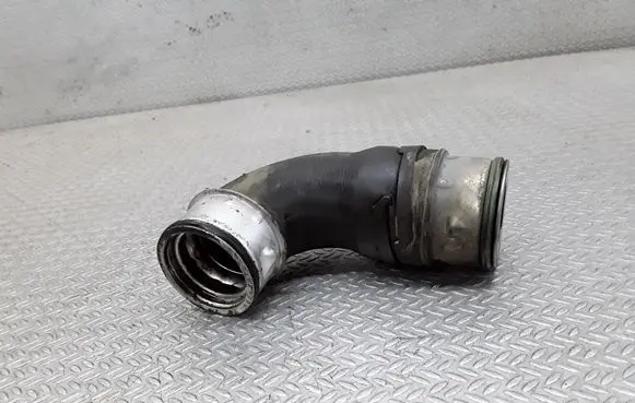 Volkswagen Golf Plus Intercooler hose/pipe