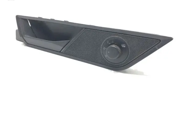 Skoda Fabia Mk3 (NJ) Front door interior handle 