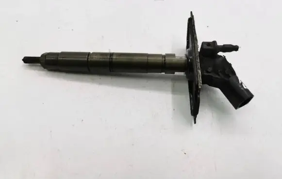 Audi A6 S6 C6 4F Fuel injector 059130277AB 0445115037