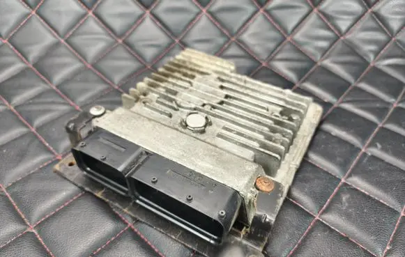 Skoda Fabia Mk2 (5J) Engine control unit/module 03L906023DK 5WP42886 5WP42886AA