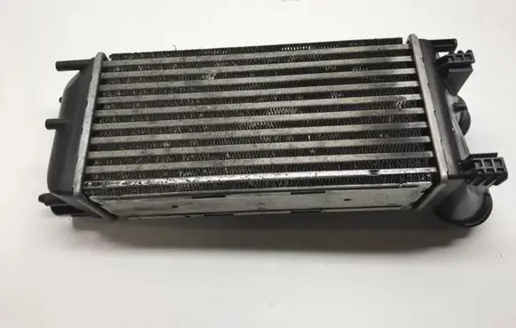 Peugeot 308 Intercooler radiator 9656503980