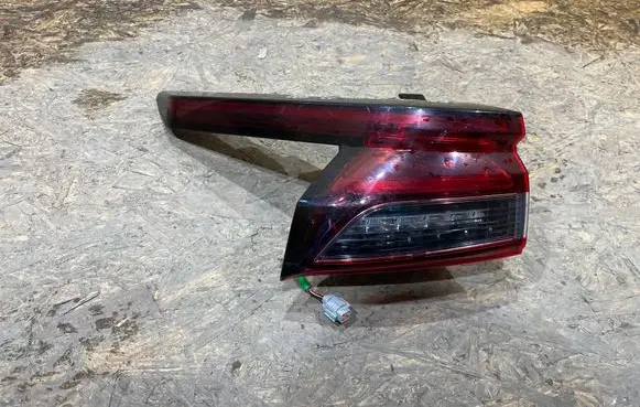 Nissan Qashqai J12 Rear/tail lights 220-8D03F S2503P092