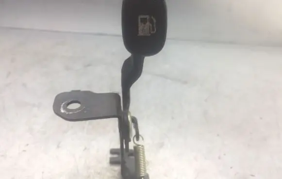 Hyundai i30 Fuel tank opening switch 