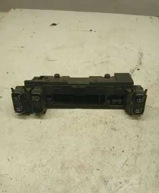 Mercedes-Benz C W202 Seat heating switch 2108200151