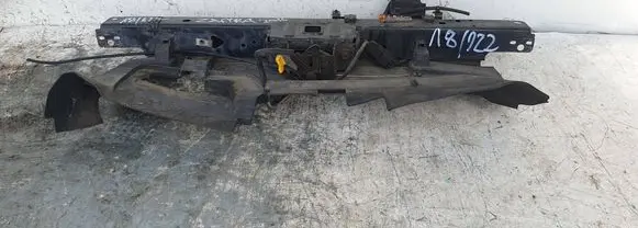 Opel Zafira C Radiator support slam panel 