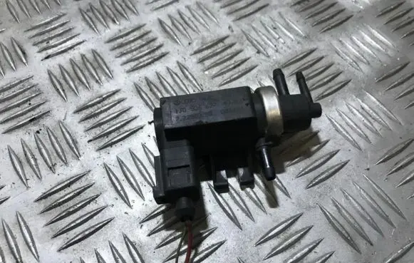 Seat Alhambra (Mk1) Turbo solenoid valve 1j0906627 72290320
