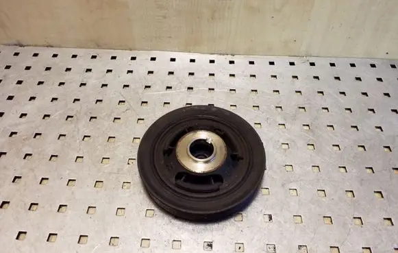 Ford Focus Crankshaft pulley 9654961090