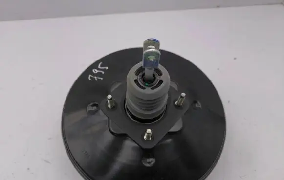 Nissan Qashqai Brake booster 0265005329