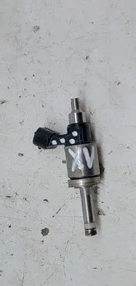 Subaru XV II Fuel injector 16611AA930