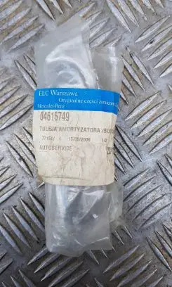 Chrysler Sebring (ST-22 - JR) Front wheel hub 04616749