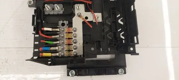 Audi Q7 4L Fuse module 7L0937548C