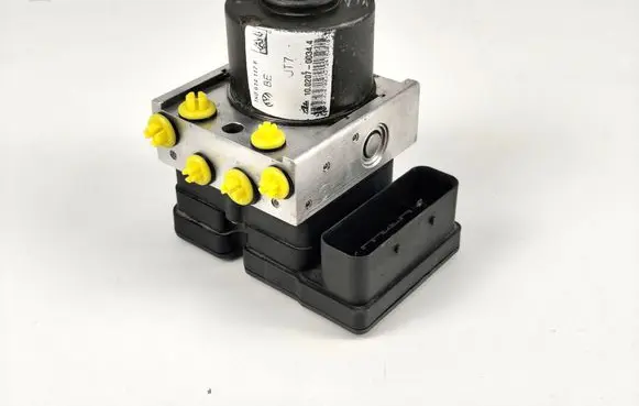 Volkswagen Golf V ABS Pump 1K0614117F 1K0907379N 10020700344