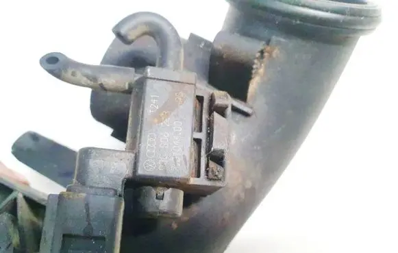 Volkswagen Tiguan Turbo solenoid valve 03c906283 7.01044.00