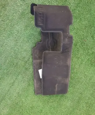 Hyundai i30 Battery box tray 37112-G4700