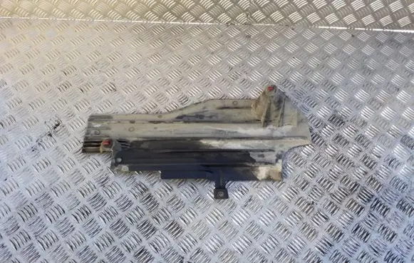 Ford Focus Other under body part AV61R11779AF