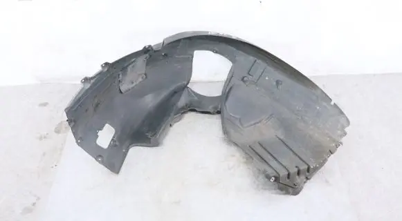 BMW M6 Front wheel arch liner splash guards 7009715 51717009715