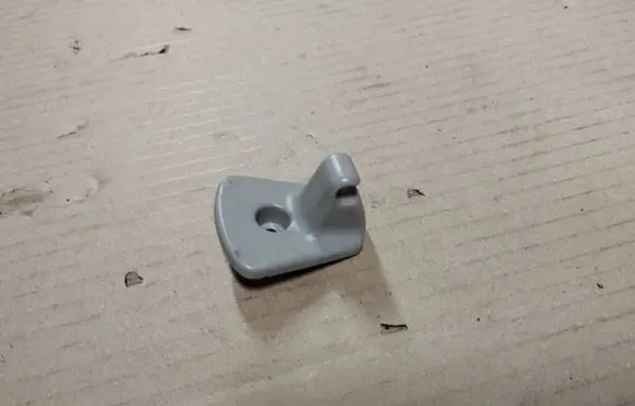 Chrysler Pacifica Sun visor clip/hook/bracket TL826659