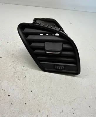 Audi A4 S4 B8 8K Dashboard side air vent grill/cover trim 8K1820902C