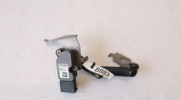 Volvo XC60 Rear air suspension level height sensor 32246988