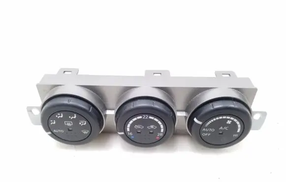 Nissan X-Trail T30 Air conditioner control unit module 27500ES70A