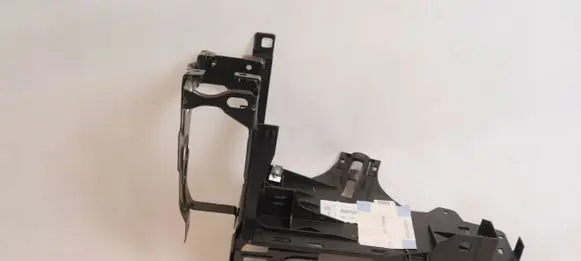 BMW 5 F10 F11 Headlight/headlamp mounting bracket 7200794